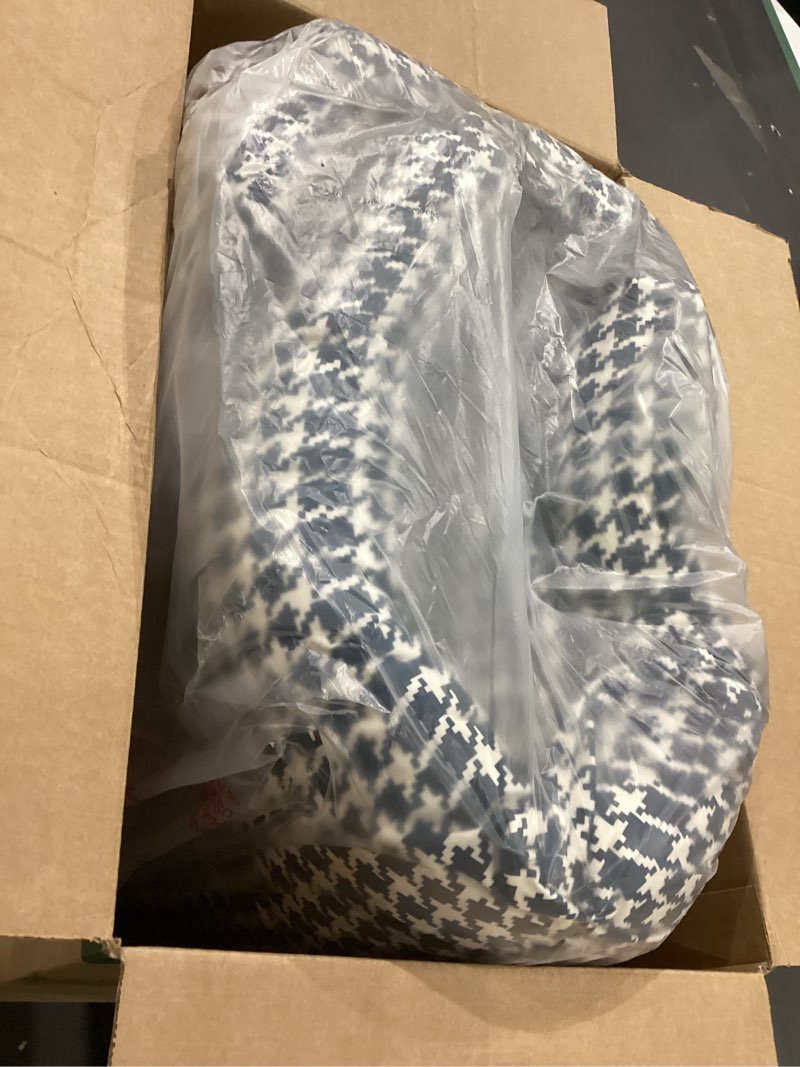 Condition photo showing Good Condition for outdoor patio cushion, rocking chair cushion, tufted pads, set of upper and lower with ties pack of 2 (2 sets) - back 20"×17", seat 17"×17" (blue houndstooth)