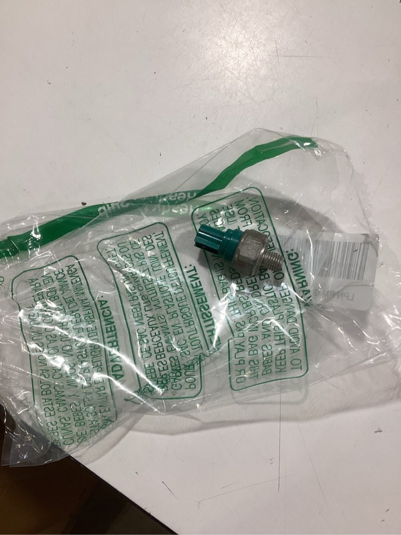 Condition photo showing Good Condition for hoypeyfiy 28600-r36-004 transmission pressure switch, automatic transmission oil pressure switch assembly replacement for honda accord 2.0/2.4/3.0l 2008 2009 2010 2011 2012 2013 2014 2015 2016 2017