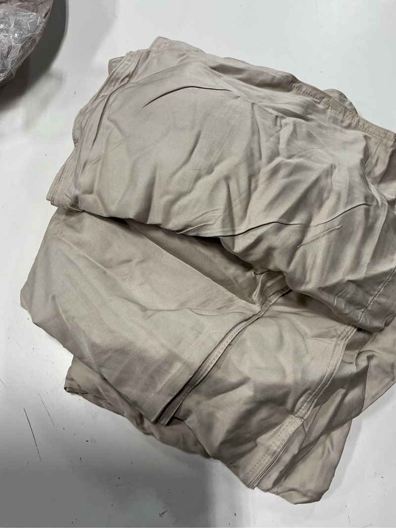 Condition photo showing Good Condition for bamboo duvet cover set, twin, sand