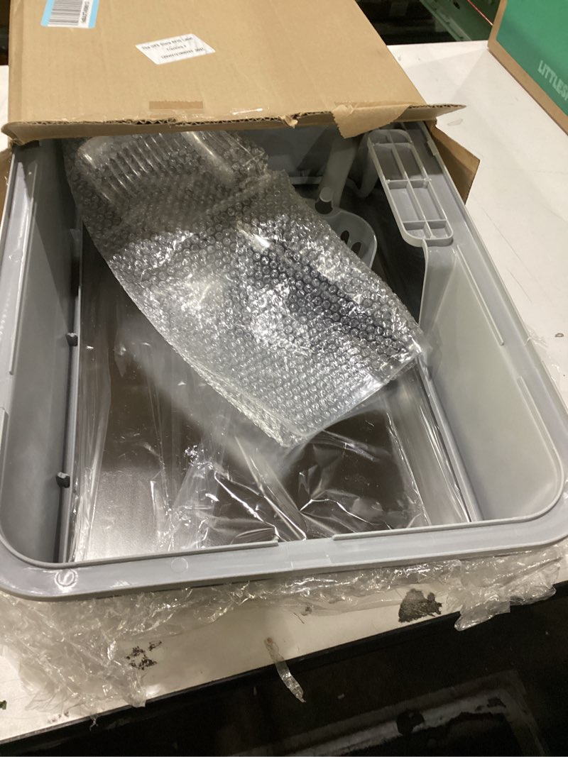 Condition photo showing New/Like New for Stainless Steel Litter Box with Lid,Large Litter Metal Litter Box with High Sided, Anti-Urine Leakage, Easy Cleaning & Odor-Less, Include Metal Scoop Side Pedal