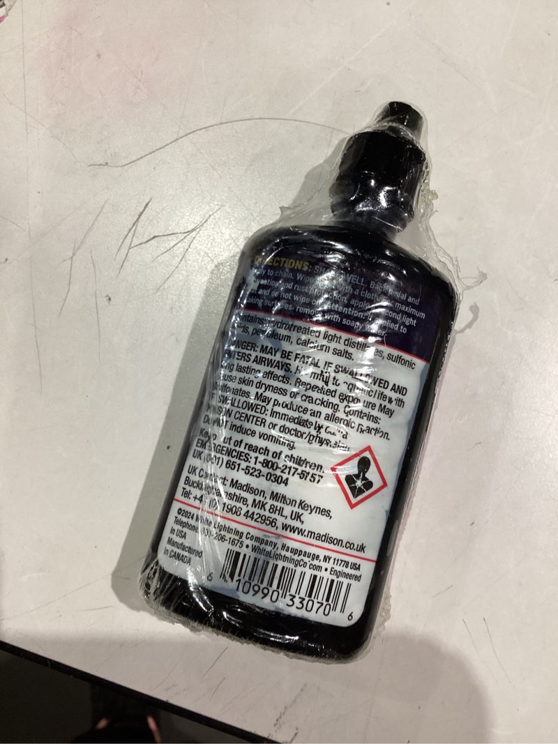 Condition photo showing Good Condition for White Lightning 2-in-1 Bike Lubricant and Degreaser – Cleans, Lubricates & Protects Bicycle Chains a