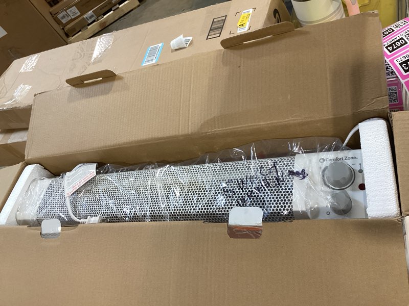Condition photo showing Good Condition for comfort zone 1 500-watt convection baseboard heater with silent operation  white