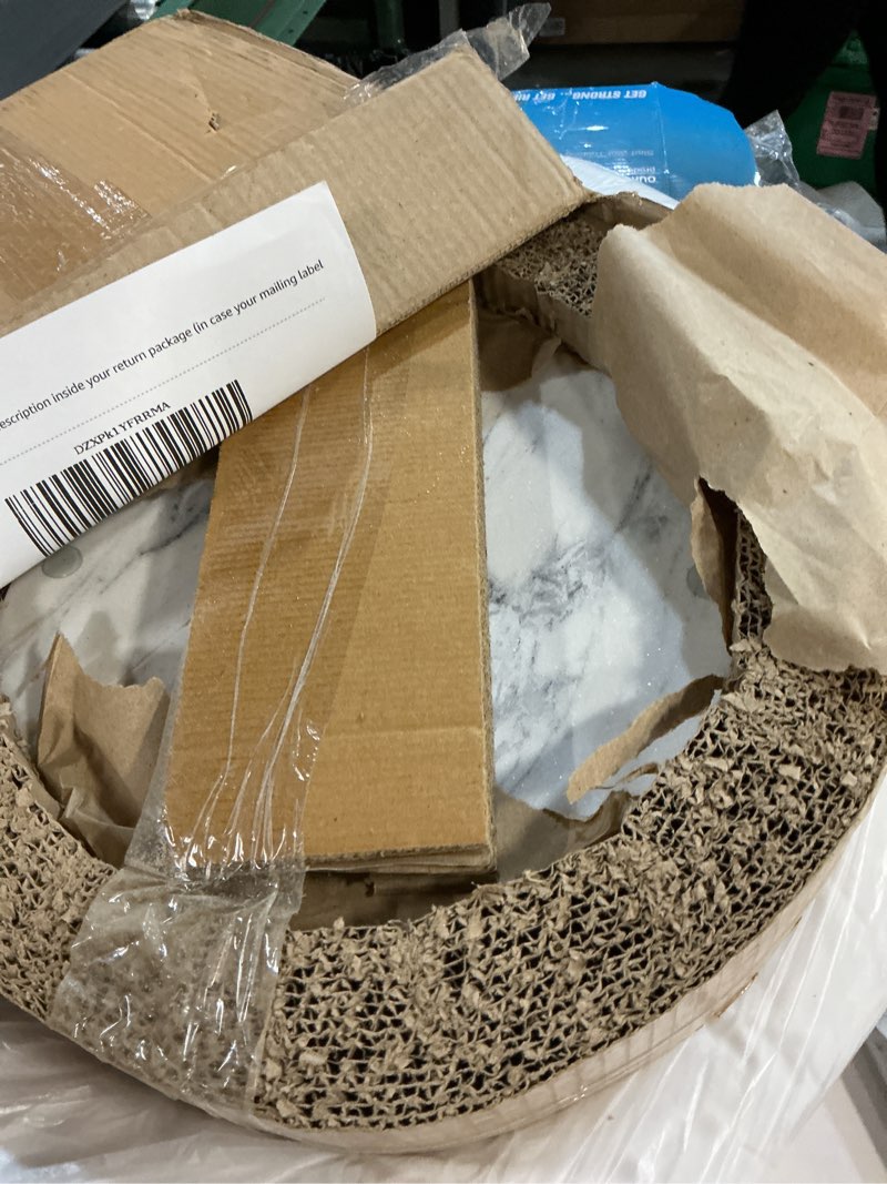 Condition photo showing Good Condition for Bloomingville Mélange Marble Board with Handle, White