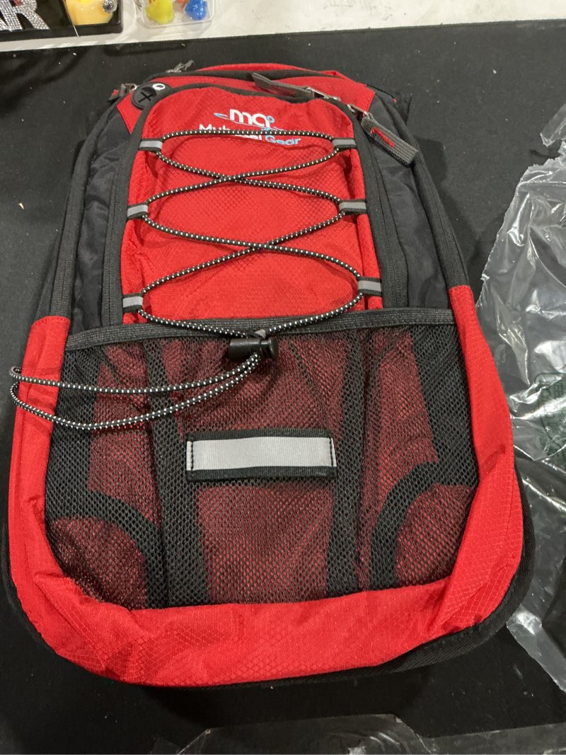 15L Insulated Hydration Backpack Pack with 2L Water Bladder Lightweight Hiking Backpack Bag for Wome