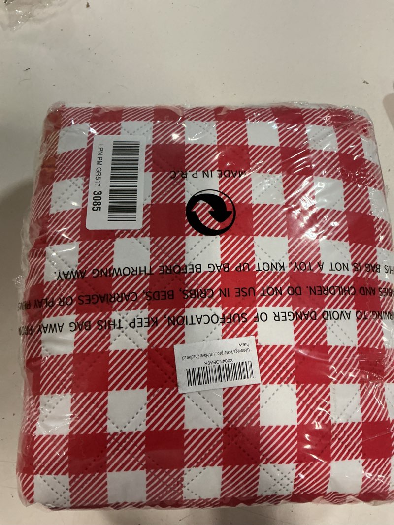 Condition photo showing New/Like New for genovega waterproof picnic blanket beach outdoor camping mat rug extra large foldable cute big travel essential accessories gift park patio lawn garden grass ground music festival must have checkered 6'8" x 6'8" (square) checkered red