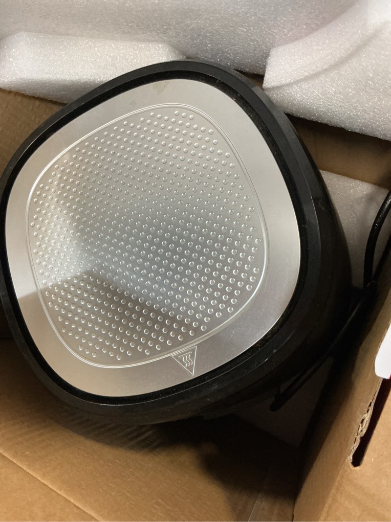 Condition photo showing Good Condition for gourmia air fryer - 6 qt large capacity, fryforce 360º, digital display with 12 presets, roast, bake, broil, dehydrate, dishwasher safe accessories, black 6 quart black