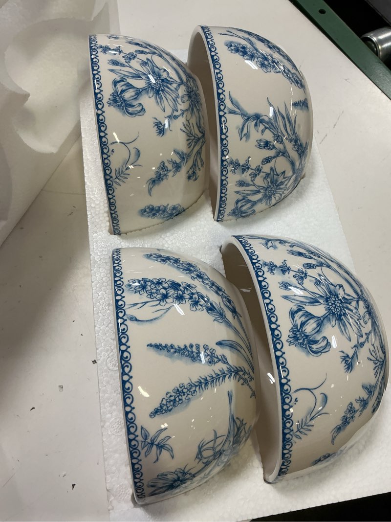 Condition photo showing Good Condition for bico blue garden toile de jouy cereal bowls set of 4, 26 oz deep ceramic soup bowls for cereal, salad, noodles, kitchen, microwave and dishwasher safe, gift for housewarming and thanksgiving