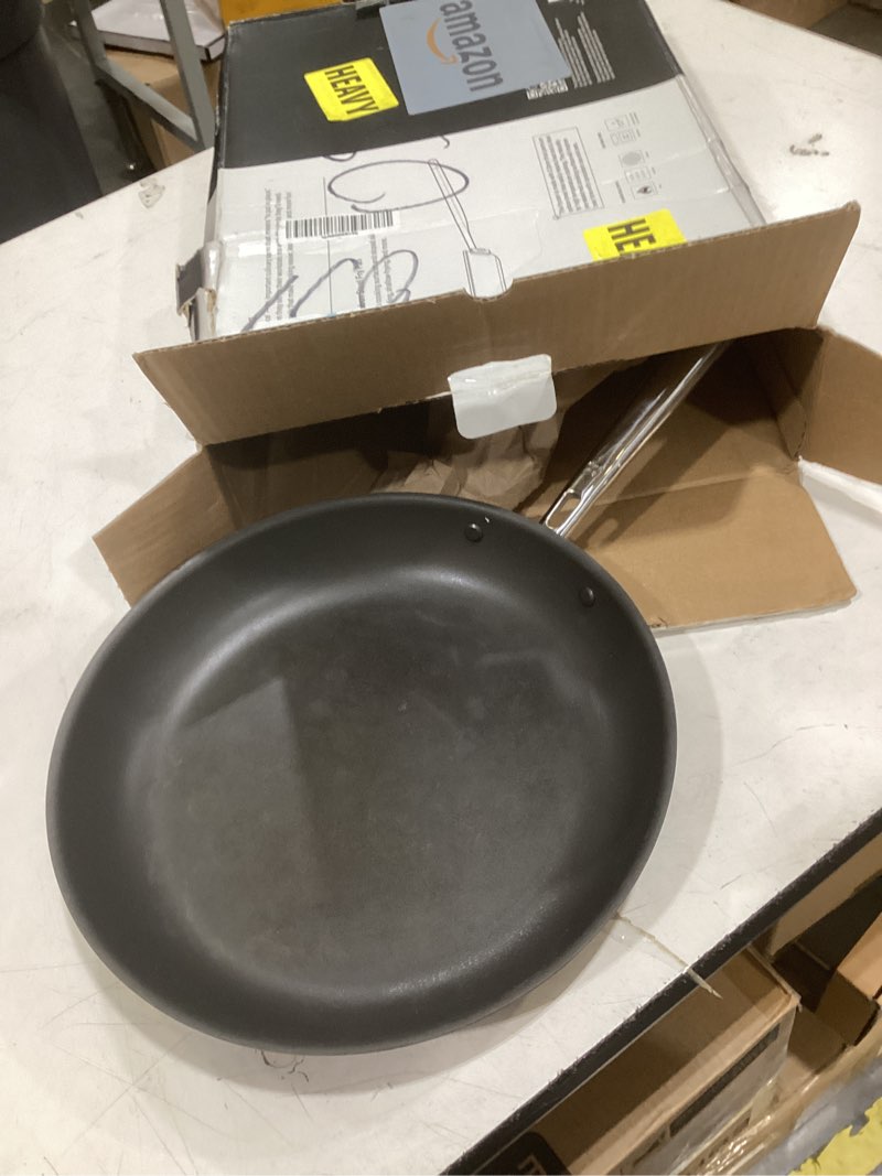 Condition photo showing As Is for misen 10 inch pre-seasoned carbon steel fry pan – lightweight, even heating, heat retention – oven safe to 500°f – ideal for searing, sautéing, and frying – versatile durable, easy to clean
