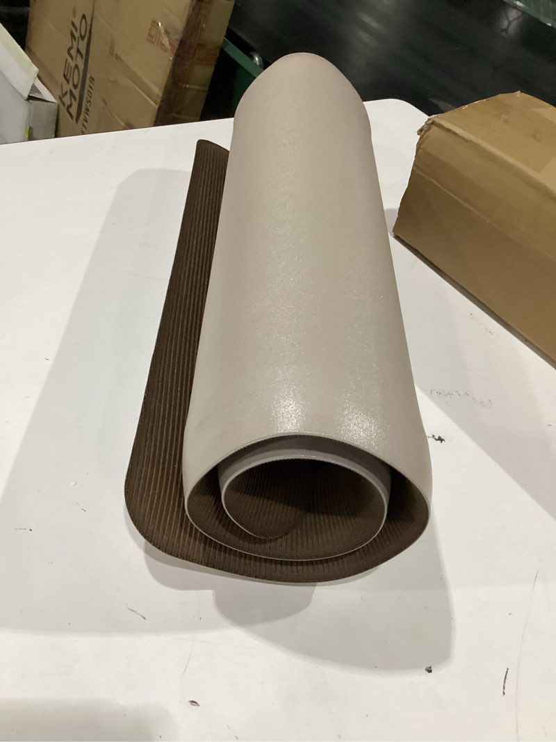 Condition photo showing New/Like New for gorilla grip cushioned antifatigue kitchen mat for floor, 20x32, taupe | 3/4 inch thick ergonomic office standing desk mats, waterproof and stain resistant pebbled top, supportive padded foam rug toffee 20" x 32" x 3/4"