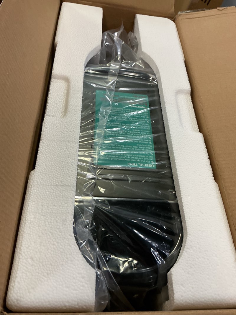 Condition photo showing New/Like New for CASABREWS 3700 Essential Espresso Machine 20 Bar, Professional Espresso Coffee Machine with Steam Milk Frother, Coffee Maker Cappuccino Latte Machine with 43.9oz Removable Water Tank, Black