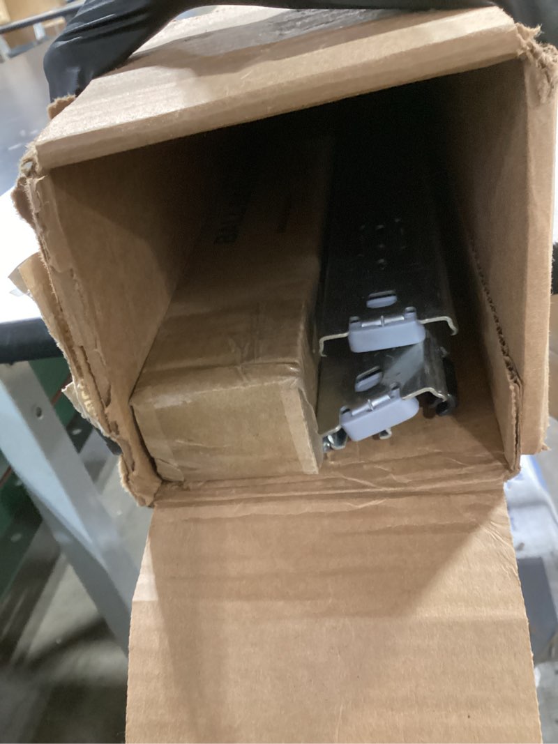 Condition photo showing Good Condition for Heavy Duty Locking Drawer Slides Full Extension Runners with Lock 12 14 16 18 20 22 24 26 28 30 32 34 36 38 40 Inch Side Mount Rails for Drawer Capacity 94 lb 1 Pair With lock 34 inch