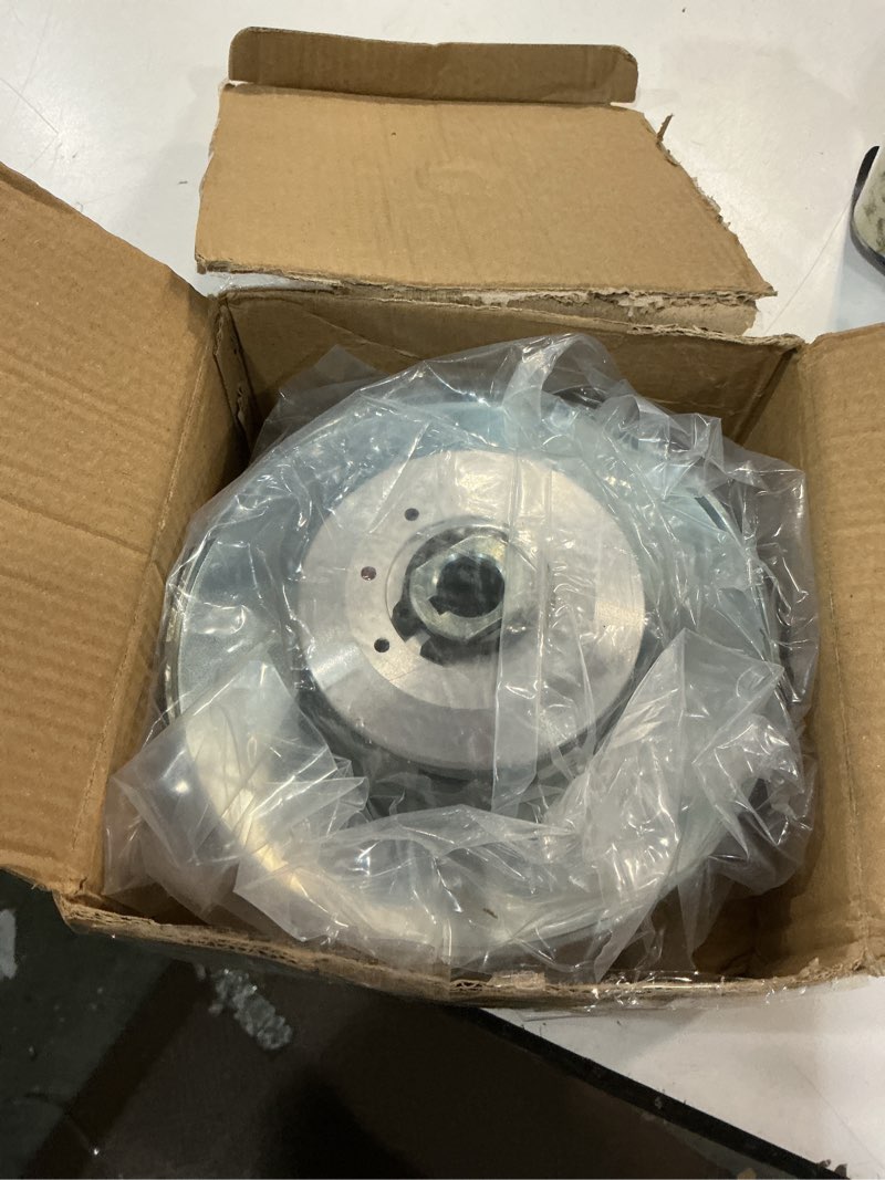 Condition photo showing New/Like New for EASYBERG 30 Series Torque Converter 5/8" Clutch 6" Driven Asymmetric Go Kart Mini Bike replaces Comet 219457A