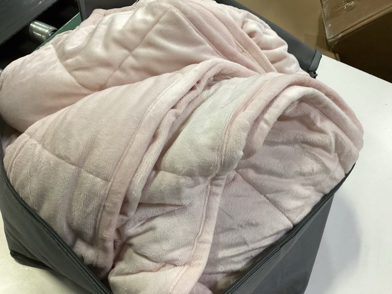 Condition photo showing Good Condition for Wemore Minky Dot Weighted Blanket for Adults Queen Size 15 lbs, Soft Cozy Heavy Blanket for Stress Relief and Sleep Promotion, Breathable Blanket for All-Season with Glass Beads, Pink 60 x 80 inches Pink 60" x 80" 15lbs