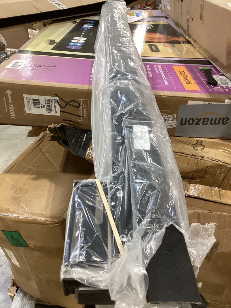 Condition photo showing Good Condition for realtruck bak revolver x4s hard rolling truck bed tonneau cover | 80331 | fits 2017-2026 ford f-250/350 super duty 8' 2" bed (98.1") revolver x4s 8' 2" bed
