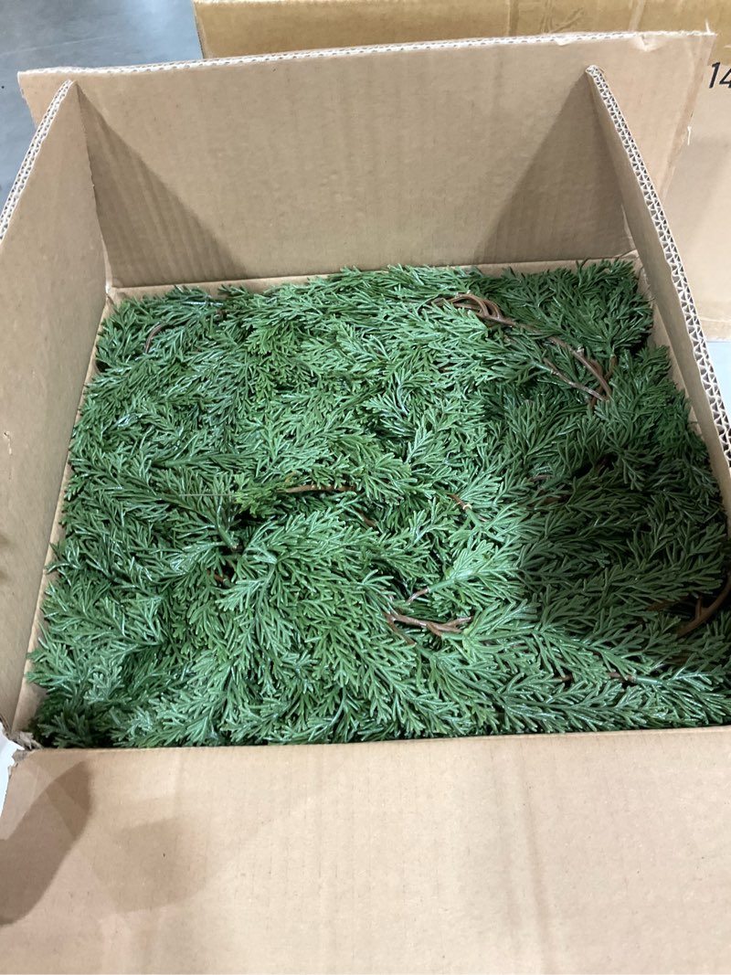 Condition photo showing Good Condition for Crowye 6 Pcs 6ft Christmas Cedar Garland Artificial Pine Christmas Garland Realistic Winter Greenery Garland Green Pine Cypress Vines for Holiday Mantel Fireplace Table Centerpiece Xmas Decor