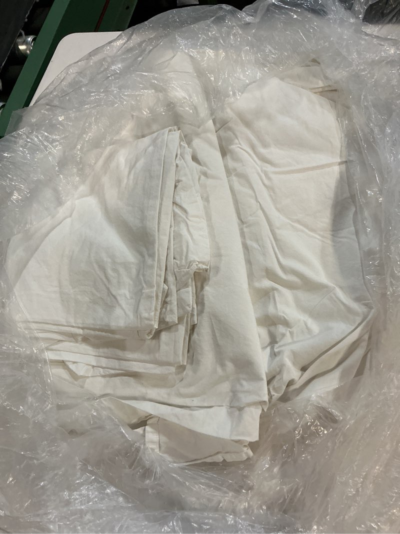 Condition photo showing Good Condition for organic crisp percale sheet set, king, white