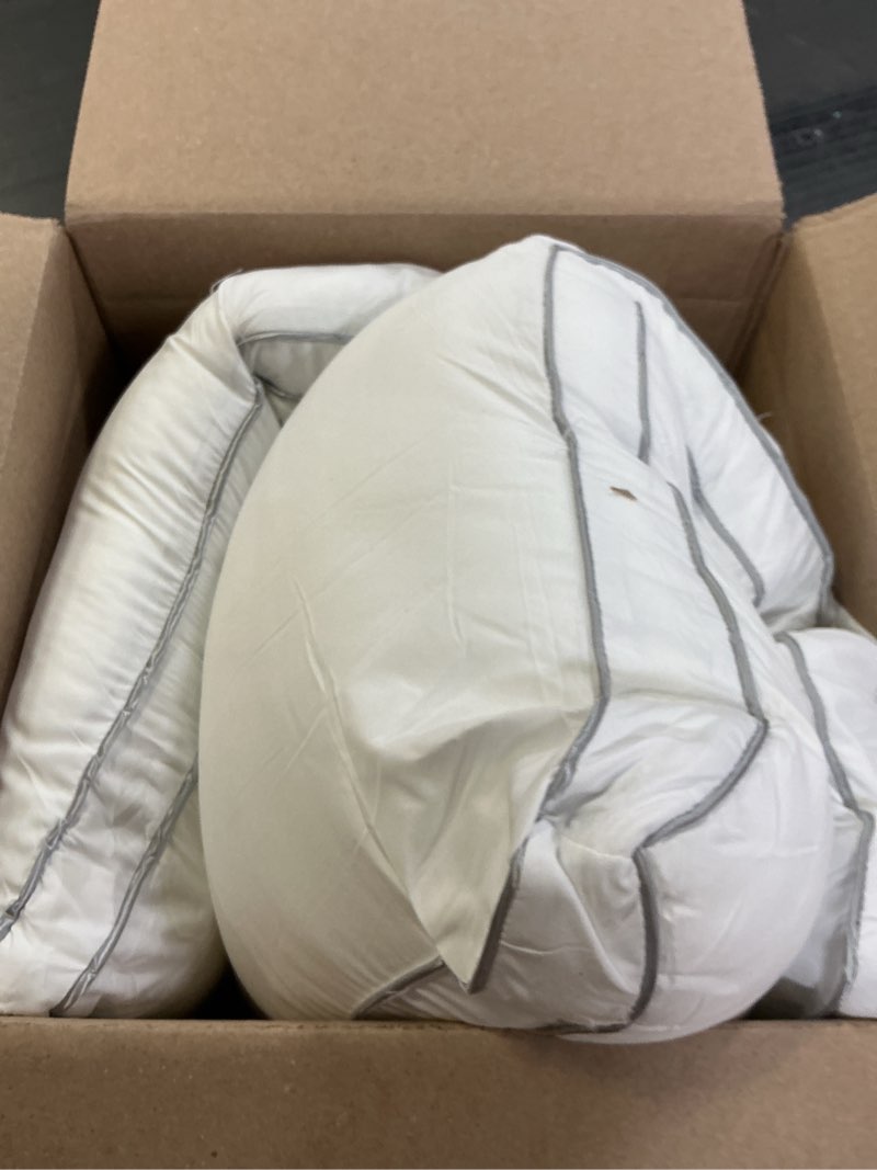 Condition photo showing Good Condition for Pillows Queen Size Set of 2, Gusseted Bed Pillows for Sleeping 2 Pack, Luxury Hotel Quality, Supportive Queen Pillow with Soft Down Alternative for Back Stomach Side Sleepers, Machine Washable Queen-20"*30" Grey