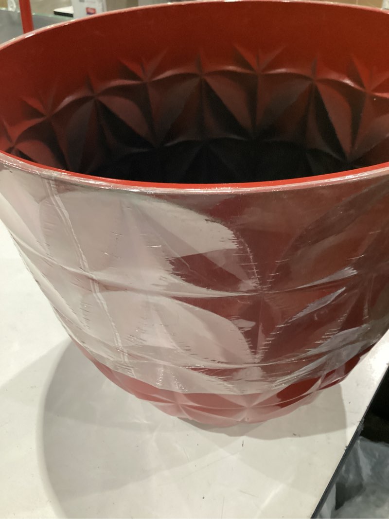 100 bought last week allen + roth round 16.61-in w x 16.61-in l x 14.37-in h red recycled plastic indoor/outdoor planter