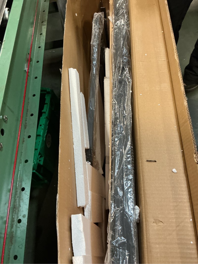 Condition photo showing Good Condition for ChooChoo 47.2 Inch Round Dining Table for 4, Farmhouse Wood Kitchen Table, Circle Dinner Table for Kitchen & Dining Room, Natural Oak Natural Oak 47.2inch