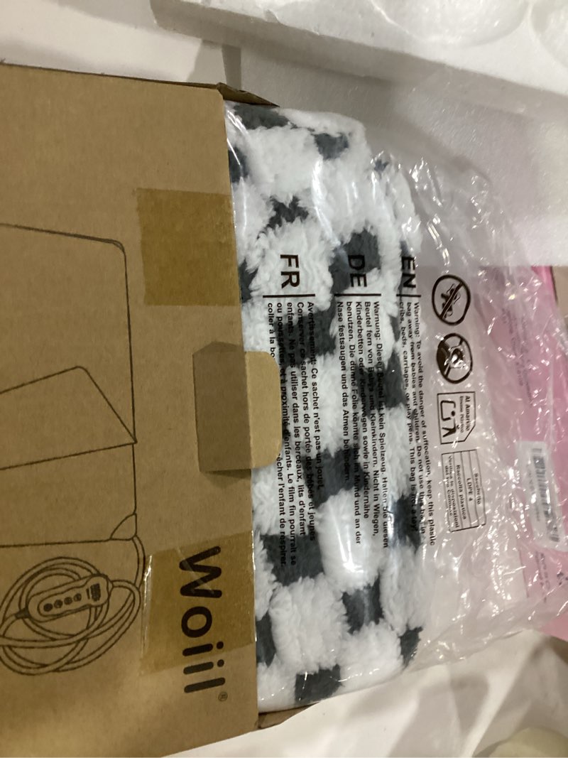 Condition photo showing New/Like New for mixjoy heated dog bed, 11 adjustable temperature dog heating pad indoor with timer, pet heated mat for dogs cats, electric cat heating pad with washable cover, heated pet bed-28''x20'', medium grey m (28"x20")