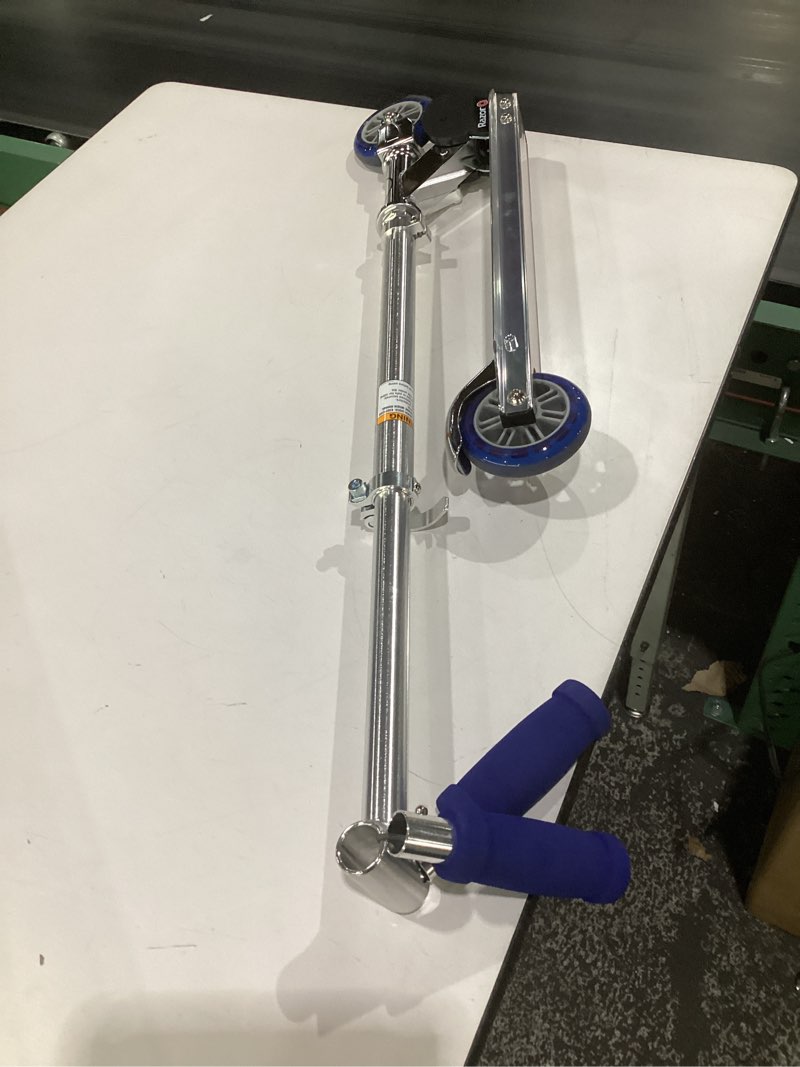Condition photo showing Good Condition for razor a 2-wheel kick scooter - blue: adjustable handlebar, steel & aluminum frame