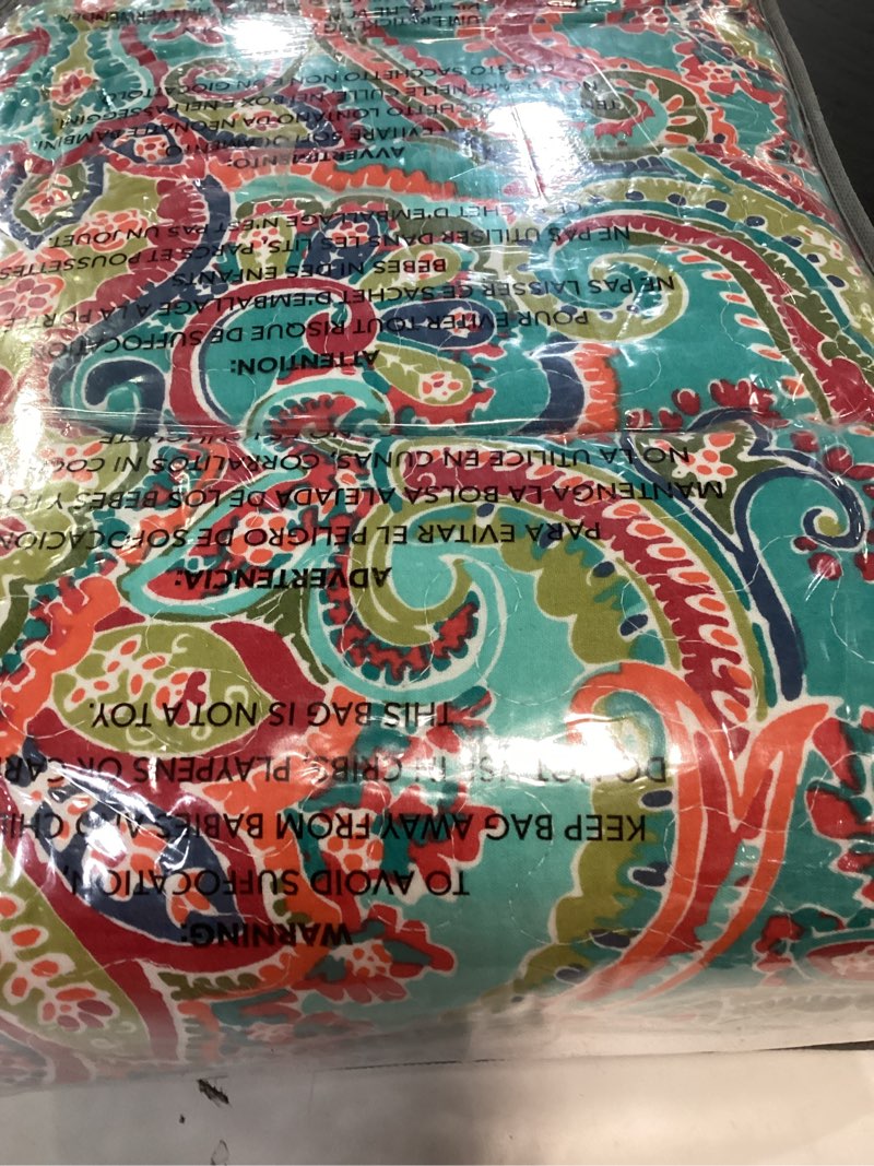 Condition photo showing Good Condition for 100% cotton boho quilt set full queen size colorful gorgeous paisley mandala floral reversible quilted bedding bohemian vibrant exotic soft breathable bedspread coverlet set for all seasons 850-fyzf full/queen (90"x98")