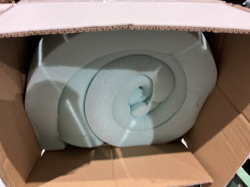 Condition photo showing Good Condition for lucid 3-inch ventilated gel memory foam mattress topper - king king 3 inch topper only
