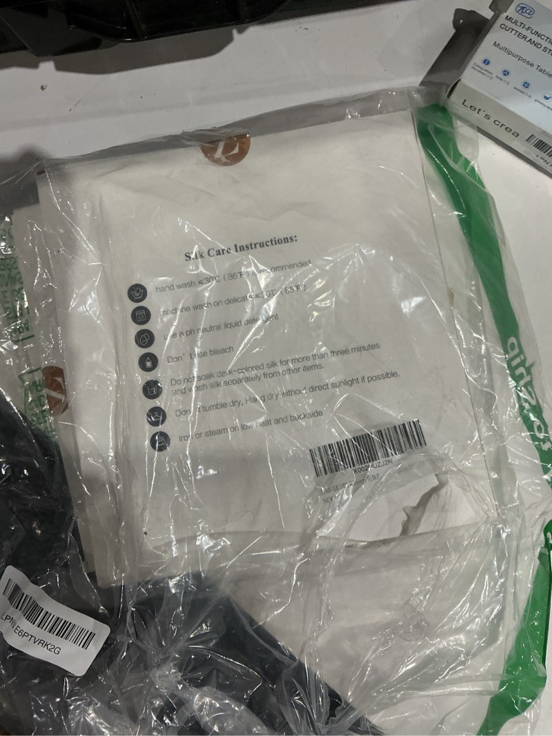 Condition photo showing Good Condition for zimasilk 100% pure mulberry silk pillowcase for hair and skin health,soft and smooth,both sides premium grade 6a silk,600 thread count,with hidden zipper,1pc (queen 20''x30'',golden) golden queen 20''x30''