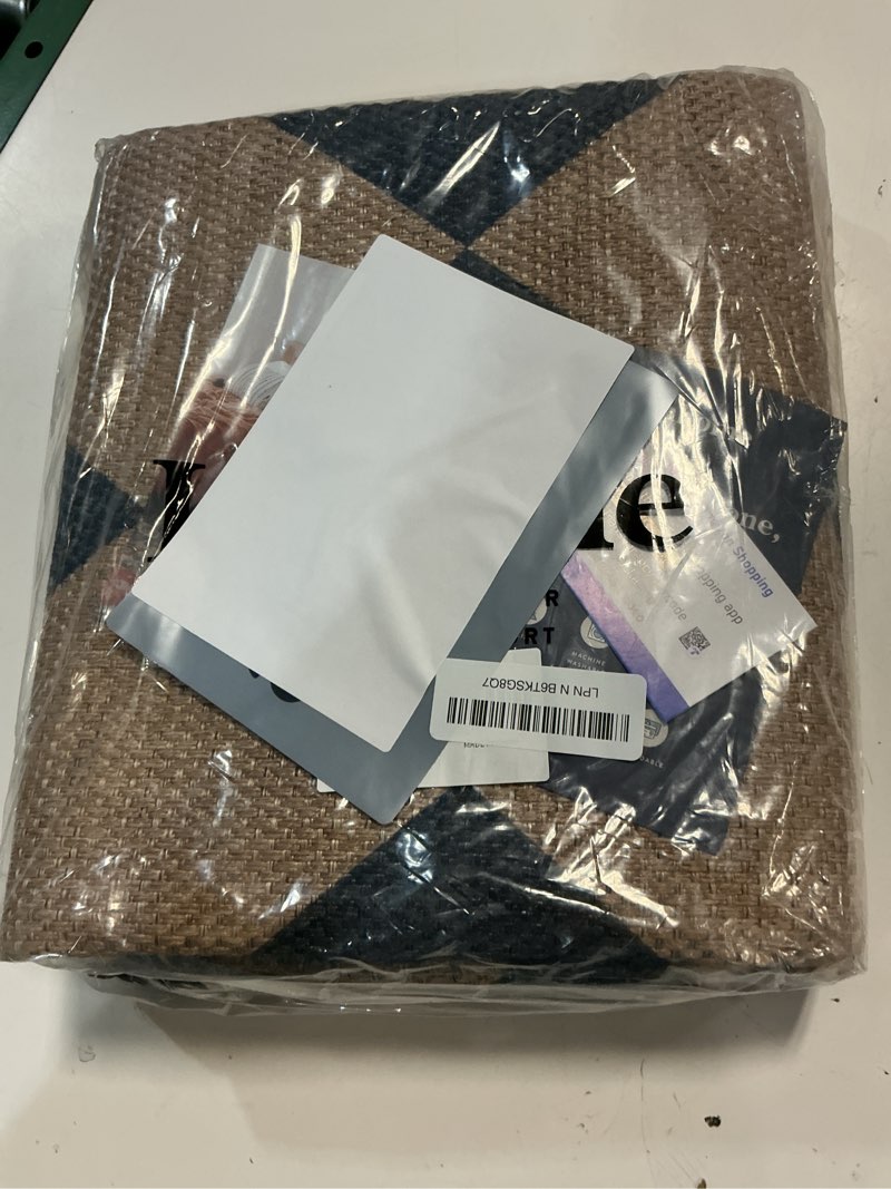 Condition photo showing New/Like New for lahome checkered easy jute entryway rug, 3x5 washable area rugs for living room outdoor patio, non slip blue indoor door mat checkerboard throw carpet for entry front door guestroom deck 3' x 5' (rectangular) blue/checkerboard -2