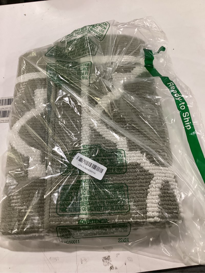 Condition photo showing Good Condition for Indoor Door Mat, 20"x32", Non-Slip Absorbent Machine Washable Resist Dirt Entrance Rug, Low-Profile Front Door Mat for Back Door Inside Floor Rugs for Entryway-Green Trellis