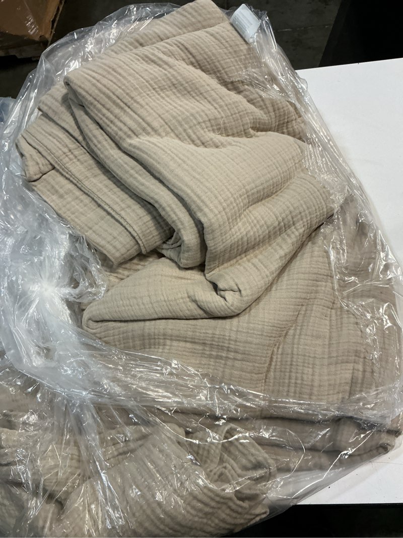 Condition photo showing As Is for quince organic airy gauze duvet cover set, king/cal king, dune