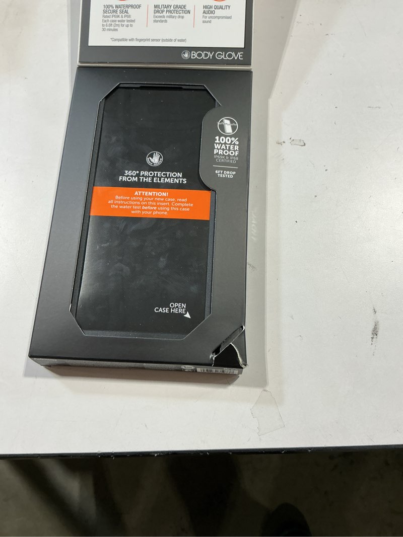 Condition photo showing Good Condition for body glove tidal waterproof phone case for motorola moto g (2026) - black