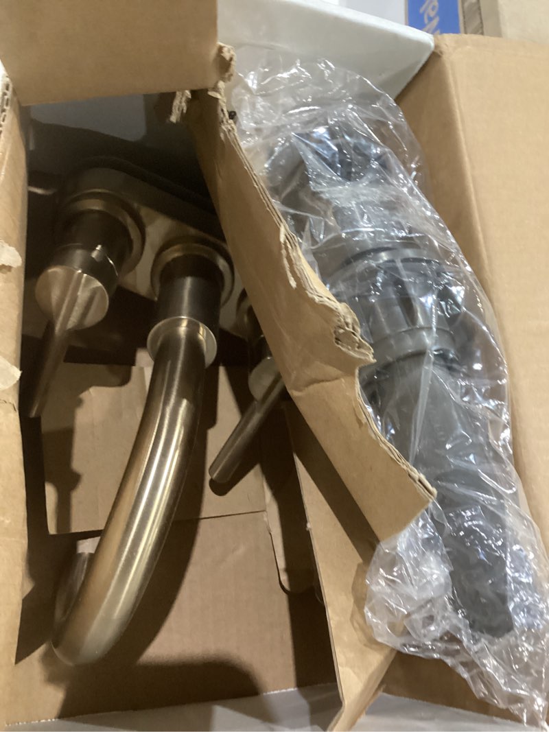 Condition photo showing Good Condition for Delta Nicoli Centerset Brushed Gold Bathroom Faucet with Sprayer, 4 Inch 3 Hole Bathroom Sink Faucet with Pull Out Sprayer, Push-Pop Drain, Champagne Bronze 25749LF-CZ Champagne Bronze Standard Spout