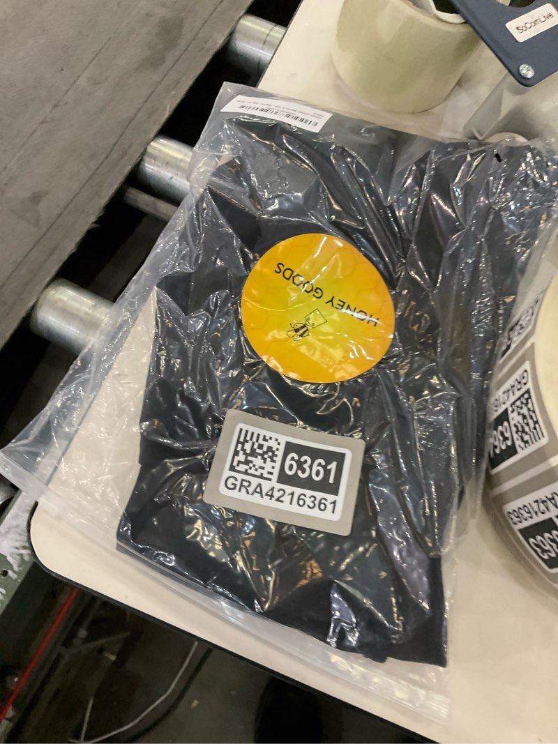 Condition photo showing New/Like New for Women's High-Waisted Athletic Leggings – Breathable, Moisture-Wicking, Slim Fitness Pants for Gym, Yoga, Running Small Blcak