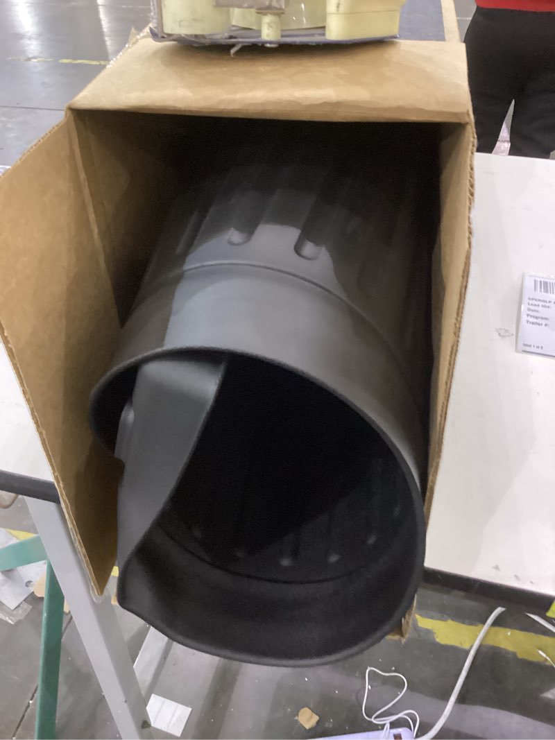 Condition photo showing Good Condition for Husky Liners Weatherbeater Cargo Liner | Fits 2021-2024 Hyundai Santa Fe Sport | 1-pc Black - 26681