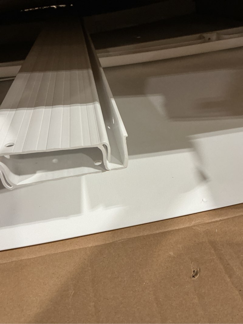 Condition photo showing New/Like New for mustee 30 durastall 30-in x 30-in shower stall, white