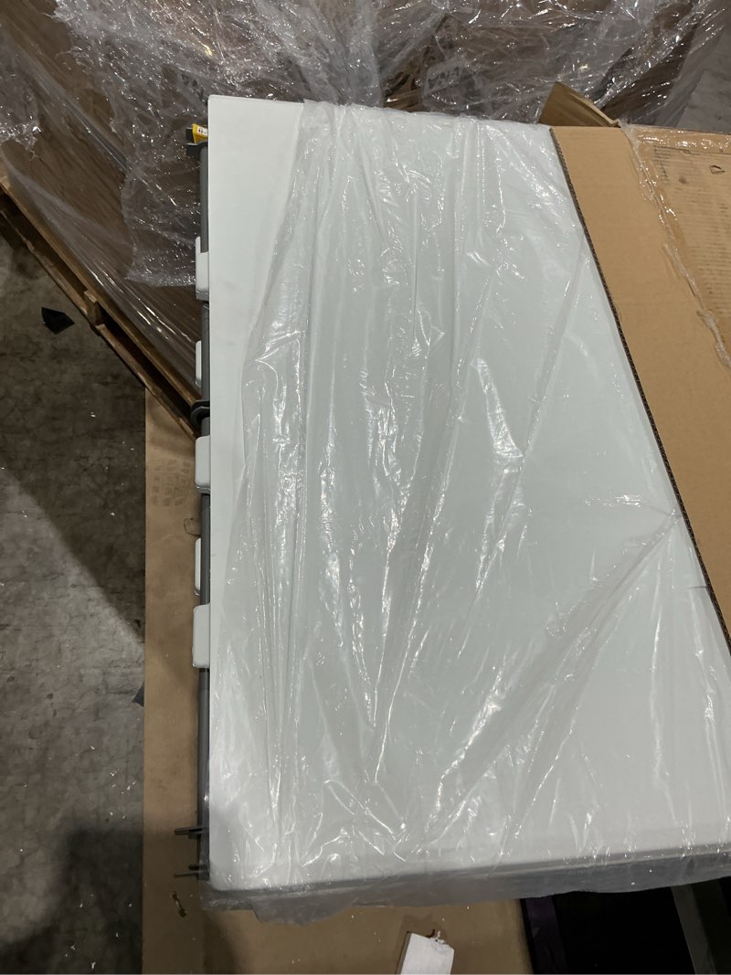 6' white folding table