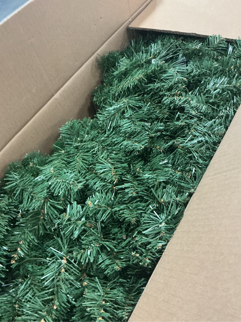 Condition photo showing Good Condition for HOYECHI 48in Pre-Lit Christmas Wreath with Bow – 270 Colorful LED Lights, 700 PVC Tips, Timer, Remote & Hook, Large Outdoor Holiday Decor for Front Door, Wall, Garage, Power Plug-in