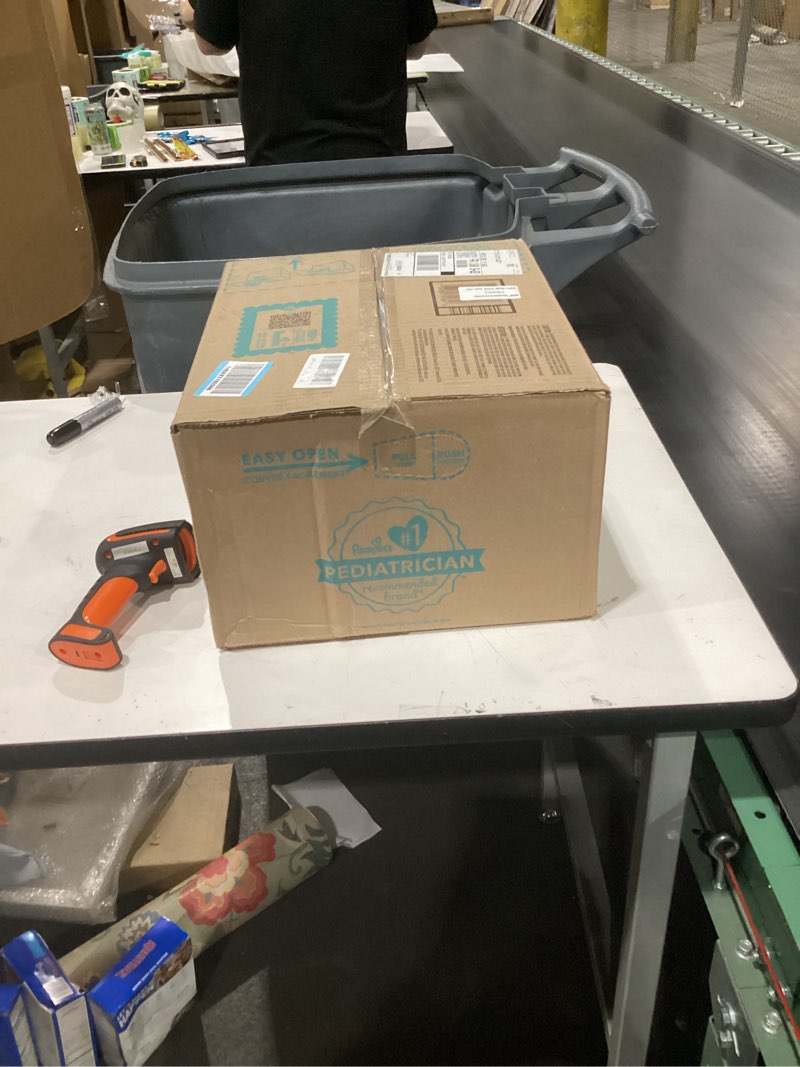 Pampers Swaddlers Diapers, Size 4 (15-34 lbs), 150 Count, Absorbent, Keeps Baby Dry and Comfortable,