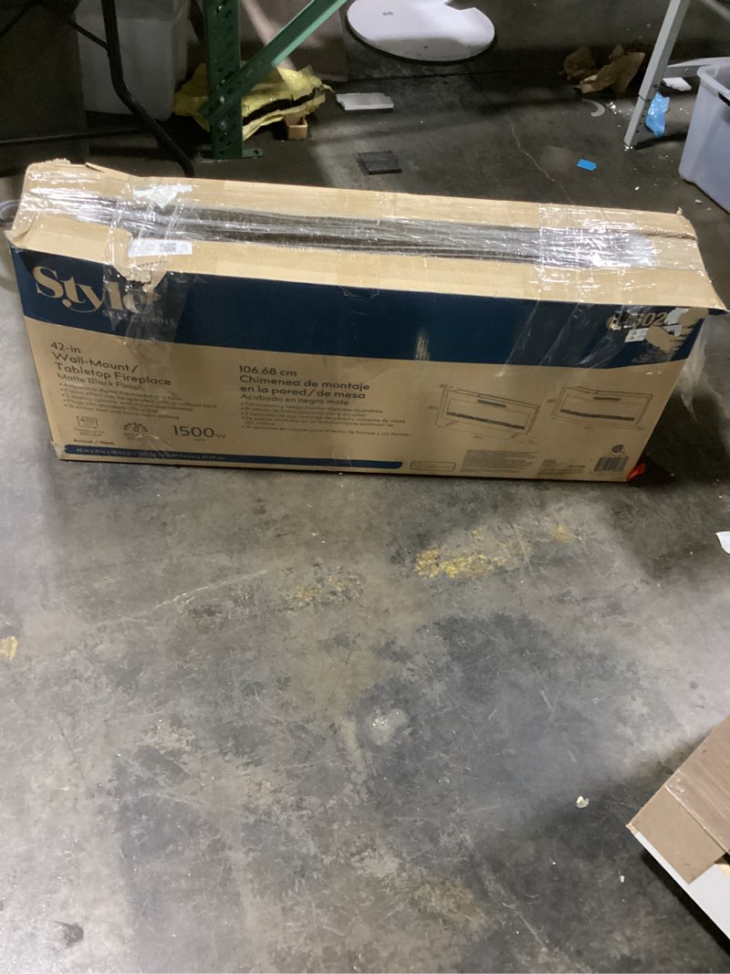 Condition photo showing Good Condition for Style Selections 42-in W Black Wall mount Fan-forced Electric Fireplace with Remote Control