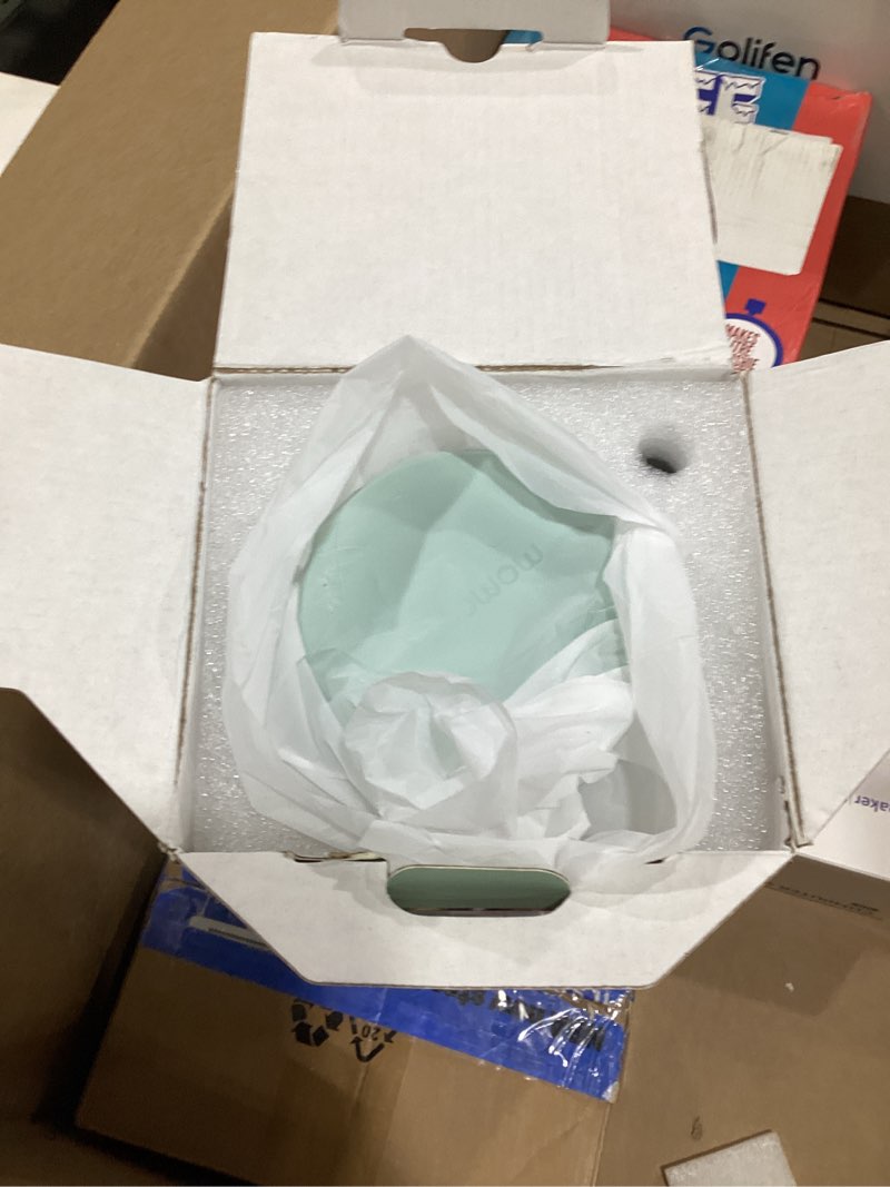 Condition photo showing Good Condition for momcozy 22oz portable breast milk cooler for outdoor, life saver with 360° total cooling for 24 hours, larger capacity travel breastmilk chiller with 2pcs baby bottles for breastmilk storage green