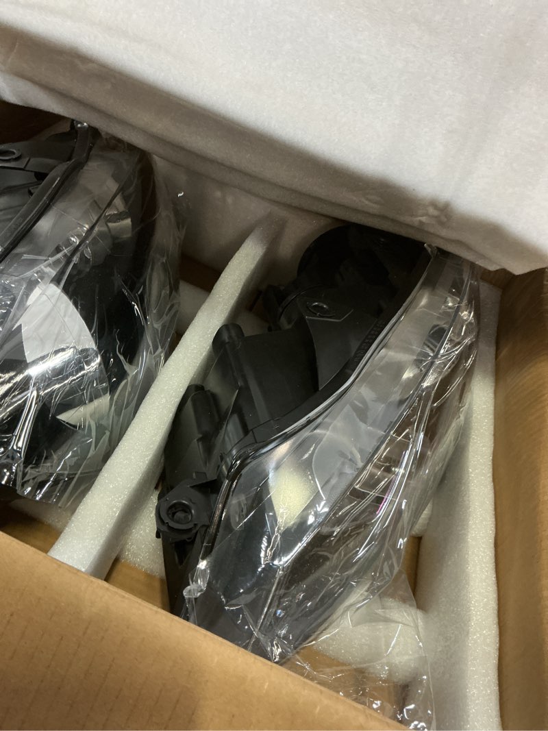 Condition photo showing Good Condition for munirater 1 pair headlights replacement for go-lf sportwagen (mk6) 2010-2014 halogen headlamp assembly black rh&lh 5k0941005c | 5k0941006c