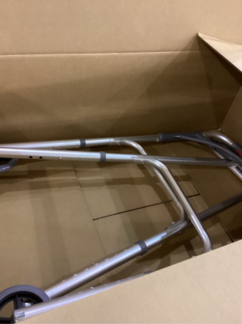 Condition photo showing Good Condition for walker adlt 2but w/5 whl.1/ea