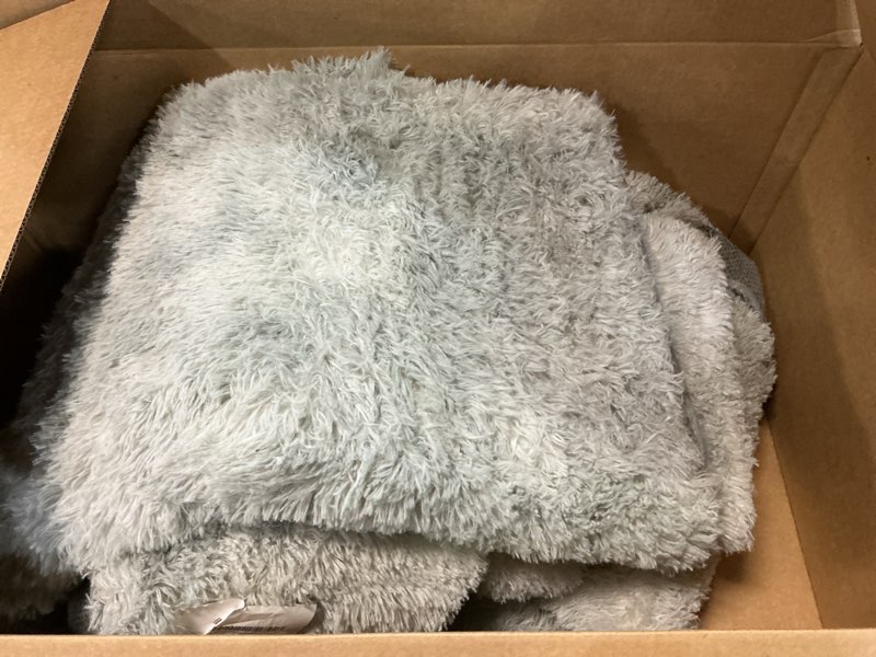 Condition photo showing As Is for Rugs for Living Room 6x9, Soft Shaggy Modern Shag Area Rug for Bedroom, Upgrade Non-Slip Plush Fluffy Carpet for Kids Boys Girls Room Home Decor Aesthetic, Light Grey 6' x 9' (Rectangular) Light Grey