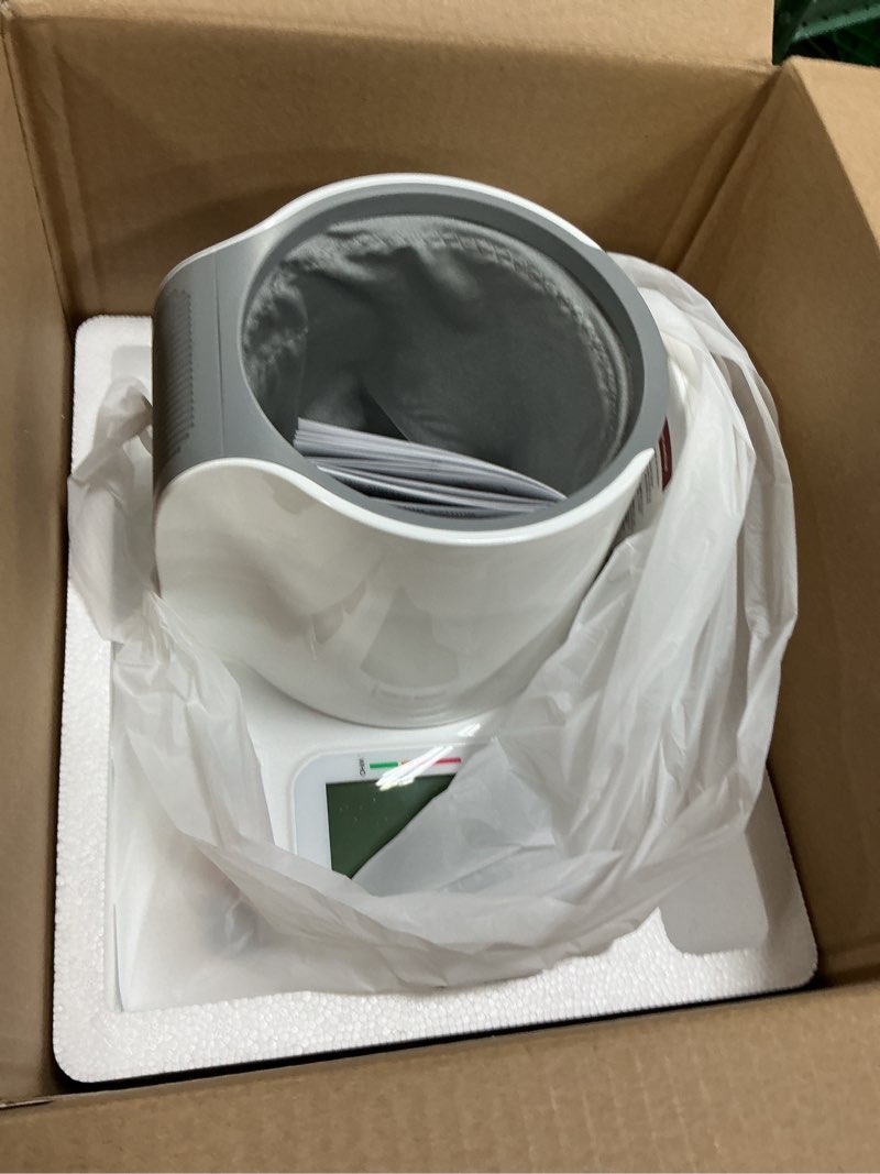 Condition photo showing Good Condition for cavn blood pressure monitor, one-touch barrel-type upper arm blood pressure monitors for home use, no-wrap auto-fit design, fits arms 7.1"-16.5", 3-color backlight, 2 users 2×99 memory white