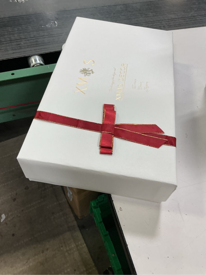 Condition photo showing New/Like New for 15PCS Brown Velvet Flocked Christmas Ornaments, 3.15" Shatterproof Matte Balls for Xmas Tree Decor, Elegant Luxury Holiday Ornaments (Brown)