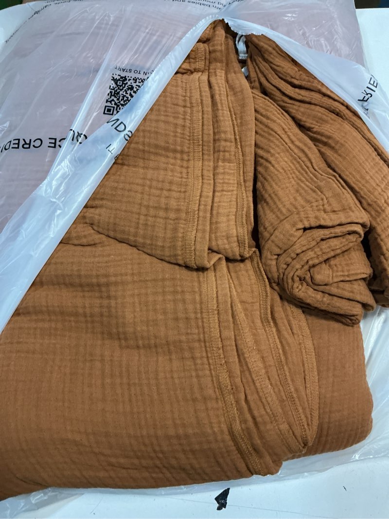 Condition photo showing As Is for quince organic cotton gauze duvet cover set, king/cal king, terracotta