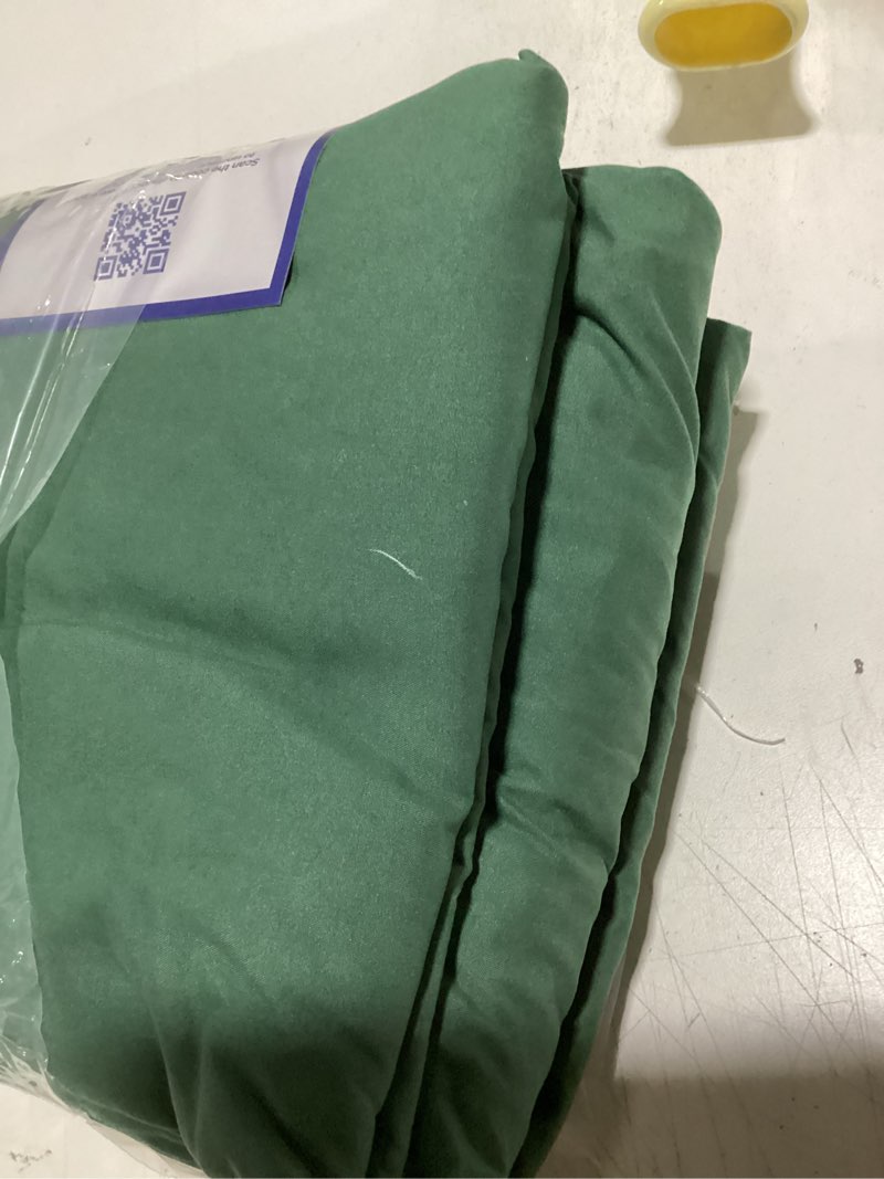 Condition photo showing Good Condition for king size 4 piece sheet set - comfy breathable & cooling bed sheets set - hotel luxury bedding for women, men, kids & teens - deep pockets, easy-fit, soft and wrinkle free - oeko-tex - emerald green 17 - emerald green king