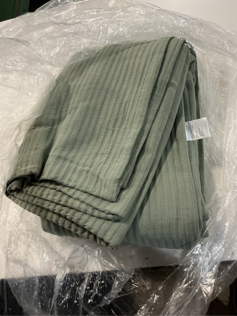 Condition photo showing Good Condition for organic cotton matelasse coverlet, full/queen, dried sage