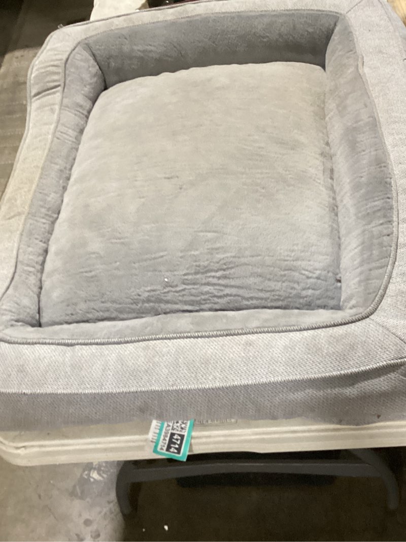 Condition photo showing As Is for heart & herd rectangular twill gray polyester bolster dog bed ( large )